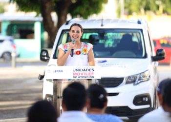 Ana Paty Peralta dota de parque vehicular al IMCA