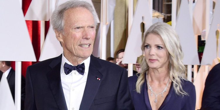 Fallece Christina Sandera, pareja del actor Clint Eastwood a los 61 años