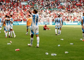 El partido entre Marruecos y Argentina fue suspendido tras la invasión en el campo