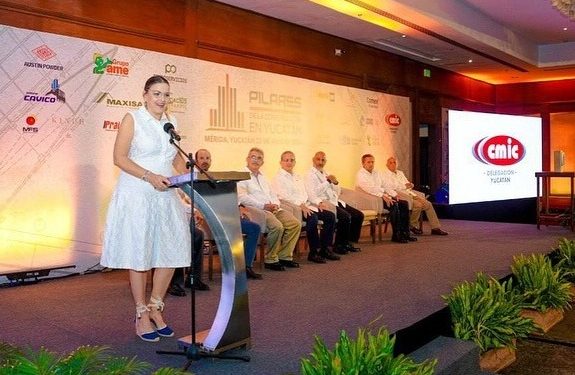 La mitad de los funcionarios del gabinete de Mérida serán mujeres