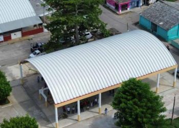 Alcalde de Cunduacán inaugura domo en Poblado Libertad