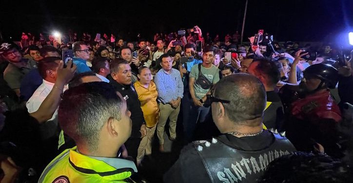 Cristina Torres pacta mesa de diálogo con motociclista en contra de la ‘Ley Chaleco’