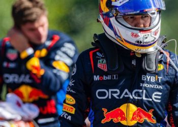 Checó Pérez seguirá formando parte del equipo Red Bull