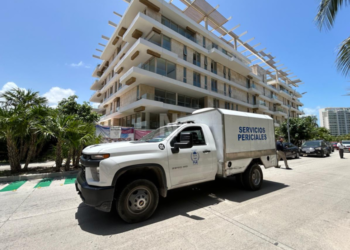 Trabajador de Obra pierde la vida tras caer de un edificio en Puerto Cancún