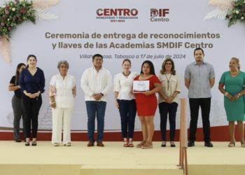 Centro entrega rehabilitación de ocho Academias del DIF Municipal