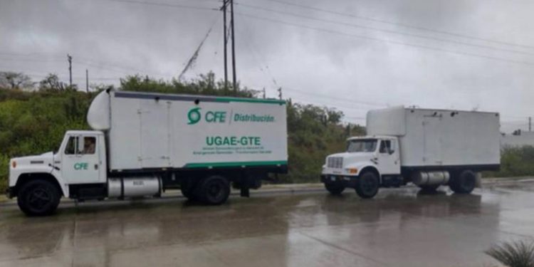 Habrá coordinación con CFE para atender emergencias en Tabasco ante Huracán Beryl: Sedener