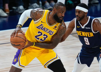 LeBron James llegó a un acuerdo millonario con Los Angeles Lakers