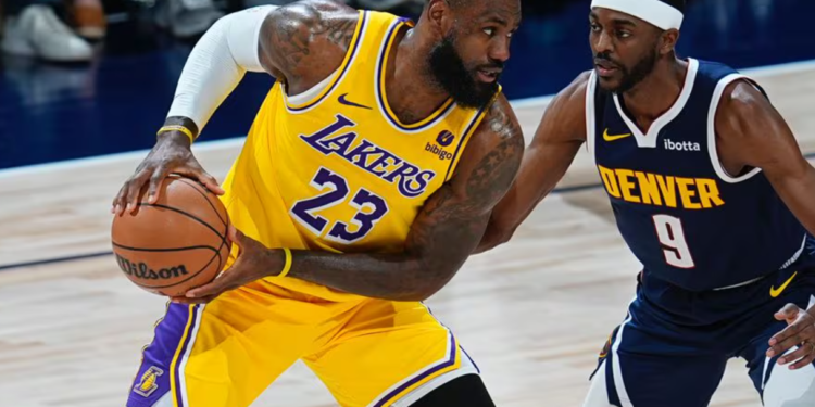 LeBron James llegó a un acuerdo millonario con Los Angeles Lakers