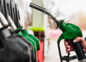 La gasolina en México es actualmente 38.77% más cara que en Estados Unidos