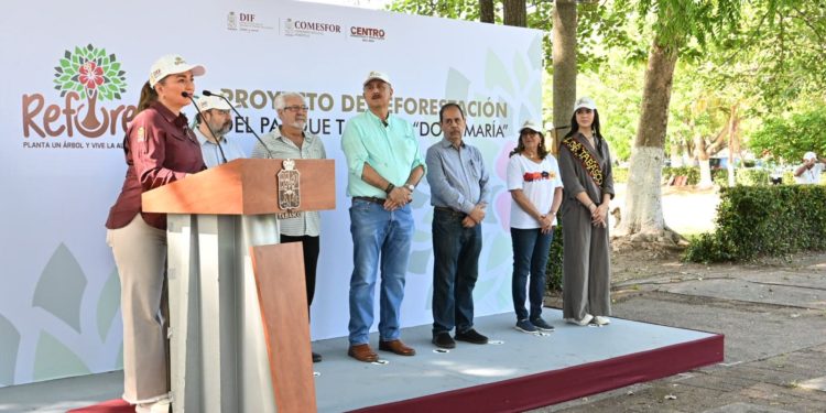 Ponen en marcha Carlos Merino y Guadalupe Castro proyecto “ReforesTab”