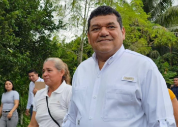 Javier May se reúne con titular de CFE por problemas de apagones en Tabasco