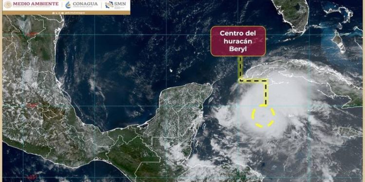 El huracán «Beryl» se degrada a categoría 2