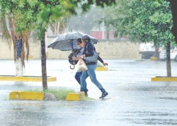 Remanentes de ‘Beryl’ generarán lluvias muy fuertes en Tabasco