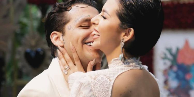 Revelan más detalles de la boda de Nodal y Ángela Aguilar