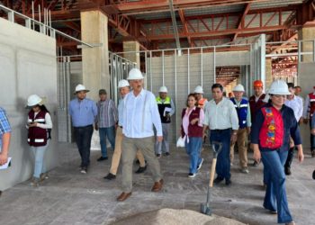 Supervisa gobernador Carlos Merino avances del Hospital General de Cárdenas