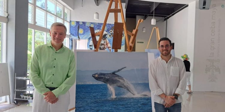Inaugura Embajador de la Unión Europea exposición fotográfica sobre biodiversidad y cambio climático en Cozumel