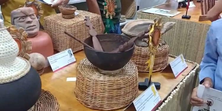 Apoya IFAT a artesanos de Jonuta con herramientas para mejorar fabricación de alfarería
