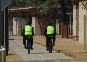 Pese a vigilancia policiaca y municipal, adictos se refugian en el Malecón Carlos A. Madrazo