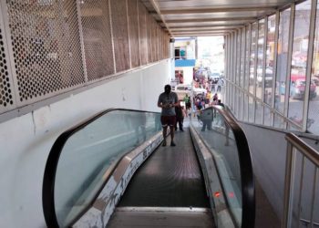 Reportan fuera de servicio rampas de acceso al Pino Suárez