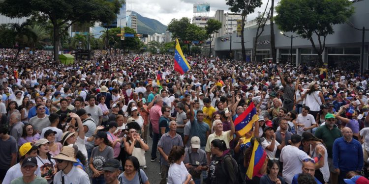 Aumentan a 11 los muertos en Venezuela durante protestas por resultados electorales, informa ONG