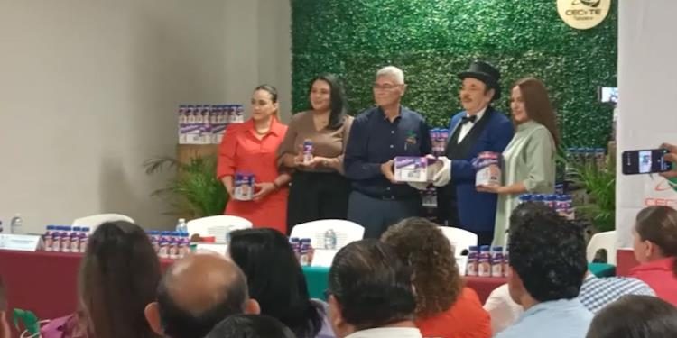 CECyTE dona casi 3 mil botes de Pediasure a fundación ‘Los Ángeles del Mago Chong-Tall’