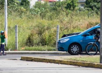DIF Centro rescata a dos menores en presunta situación de calle