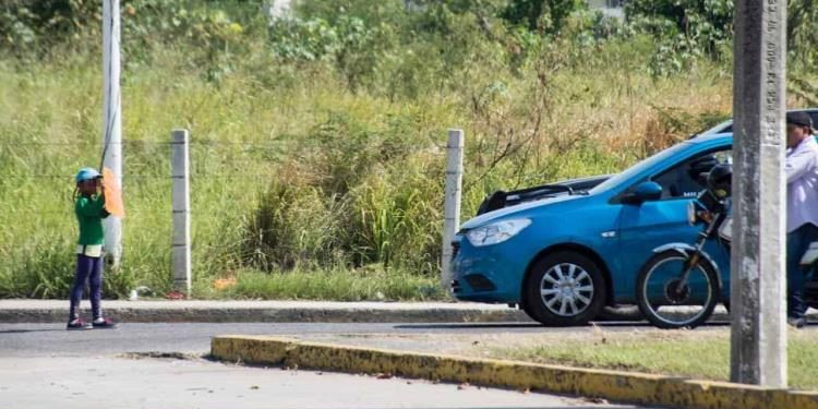DIF Centro rescata a dos menores en presunta situación de calle