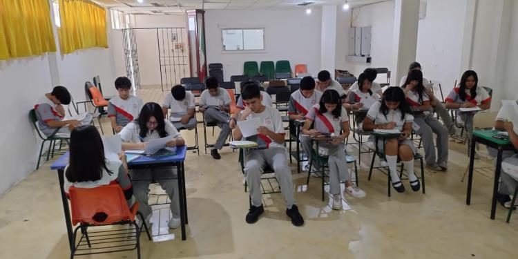 Denuncian cobro a estudiantes que reprobaron materias en Técnica 1