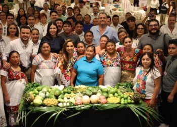 Fortalece Ana Paty Peralta acciones para el bienestar y desarrollo económico