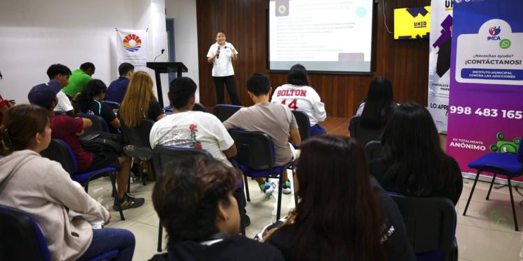 Prioriza gobierno de BJ salud de las y los jóvenes cancunenses