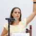 Entregamos zapatos tipo tenis para alumnos de educación básica pública: Ana Paty Peralta