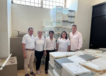 AGEPRO dona 4.8 toneladas de papel reciclado a la Comisión Nacional de Libros de Texto Gratuitos