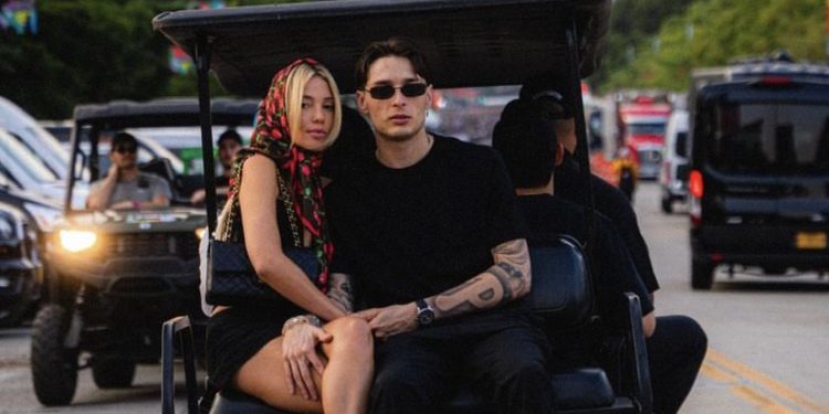 Peso Pluma confirma nueva relación con Hannah Howell