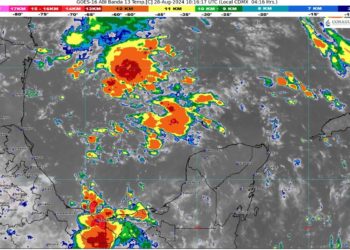 Prevén cielo nublado con intervalos de chubascos en Quintana Roo