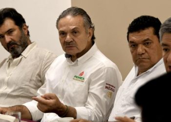 Octavio Romero y Javier May analizan posible convenio de colaboración entre Pemex y Tabasco