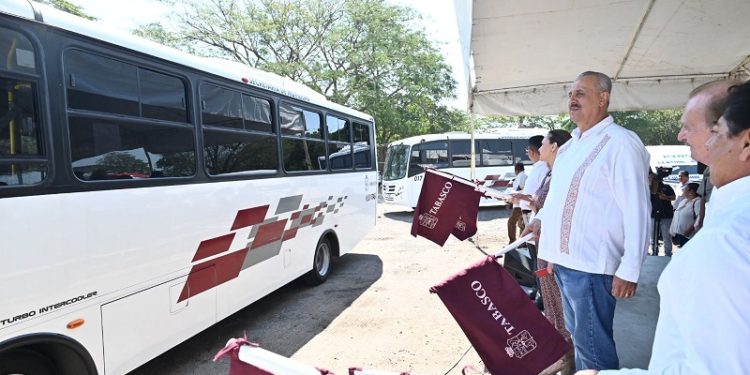 Garantizamos movilidad como un derecho universal: Carlos Merino