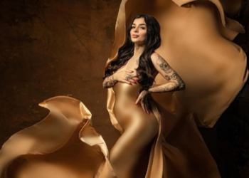 Karely Ruiz se convierte en madre por primera vez