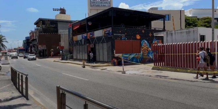 Autoridades embargan el ‘Botanero Nacional’ de la Zona Hotelera de Cancún