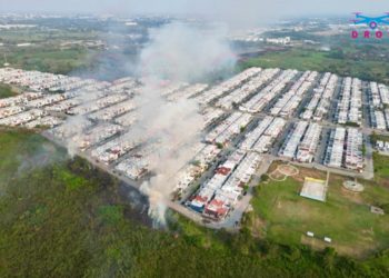 Reportan incendio cerca del fraccionamiento Valle del Jaguar en la zona Country