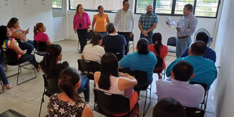 Concluyeron 8 mil personas nivel educativo básico en Jalpa de Méndez y Nacajuca en seis años