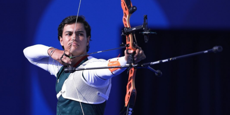 Matías Grande avanza a octavos de final de tiro con arco en París 2024