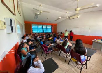Promueve Centro aprendizaje de lengua Yokot’an a niñas y niños de Ra. Jolochero 2da. Sección