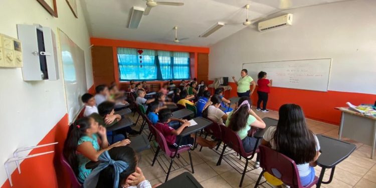 Promueve Centro aprendizaje de lengua Yokot’an a niñas y niños de Ra. Jolochero 2da. Sección