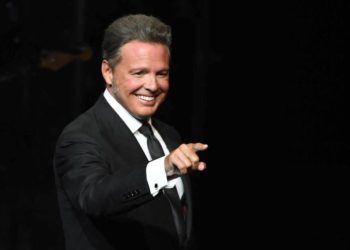 Luis Miguel regresa a los escenarios con su última etapa de su gira 2024