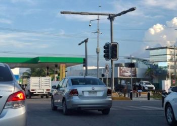 Reportan apagones en varias zonas de Cancún