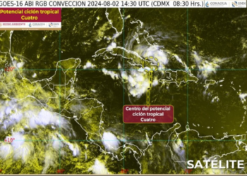 Autoridades vigilan ciclón tropical cuatro al este-sureste de Quintana Roo