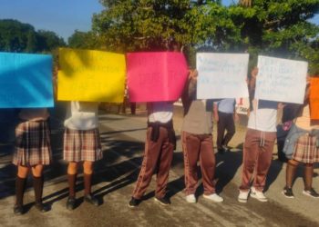 Posible inicio de ciclo escolar con protestas en 40 escuelas de Tabasco por falta de maestros