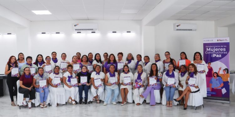 En Bacalar, el IQM clausura Taller de Fortalecimiento de las Mujeres Constructoras de Paz