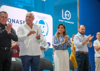 Grupo Centurión une a todos los sectores para combatir la extorsión y fortalecer la Construcción de la Paz en Quintana Roo: Mara Lezama