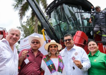 Entrega Mara Lezama cosechadoras de última generación para beneficio de más de 3 mil 500 cañeros